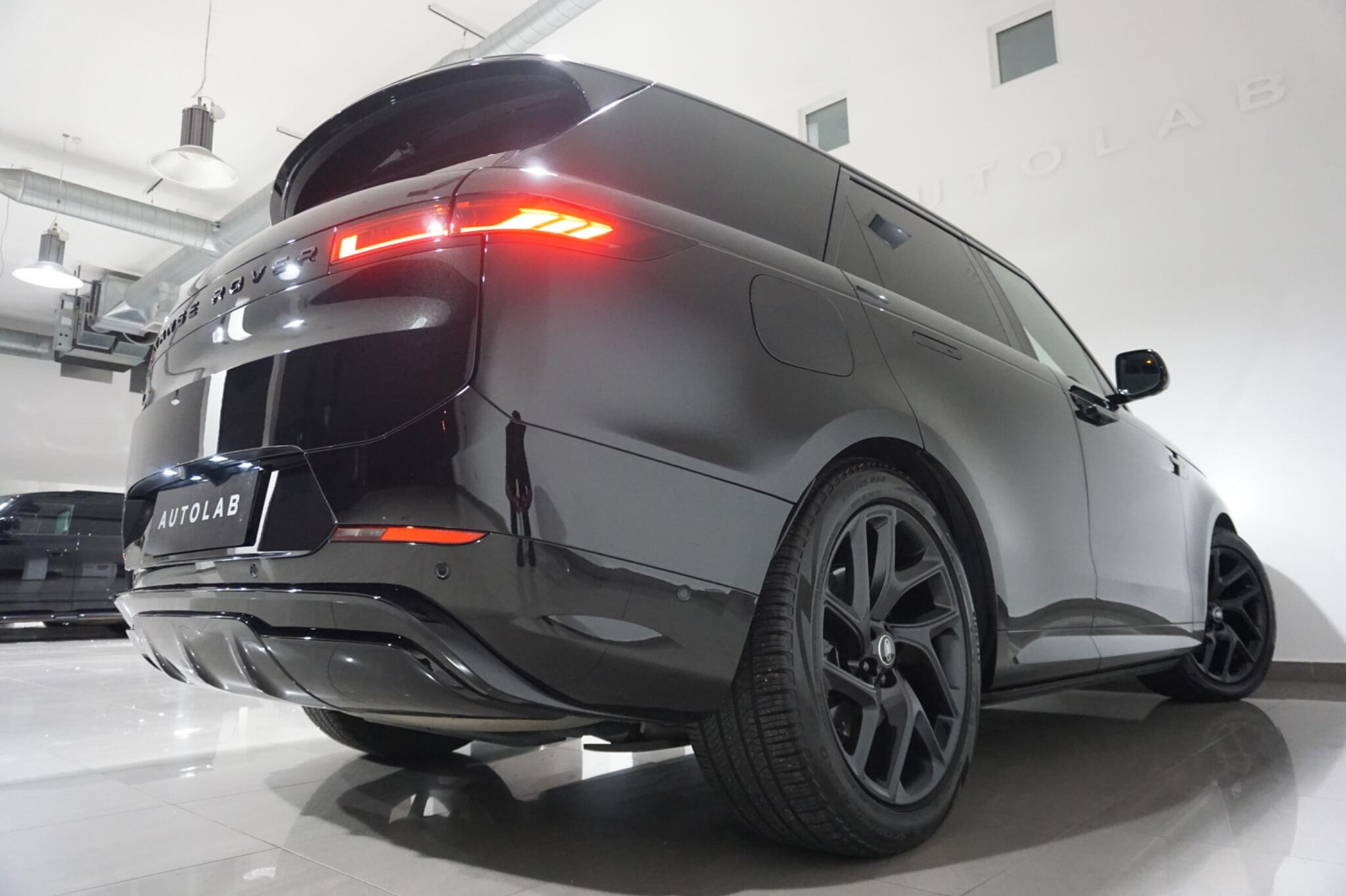 Land Rover Range Rover Sport 3.0 D300 MHEV Dynamic SE Auto 4WD Euro 6 (s/s) 5dr